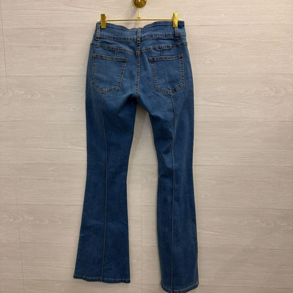 Edikted Medium Wash Flare Leg Jeans Medium