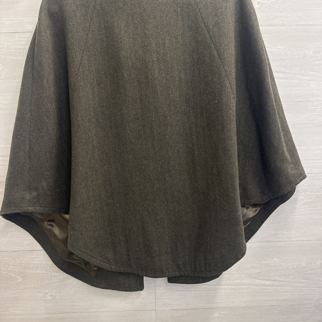 Tulle Green Herringbone Cape Jacket Small