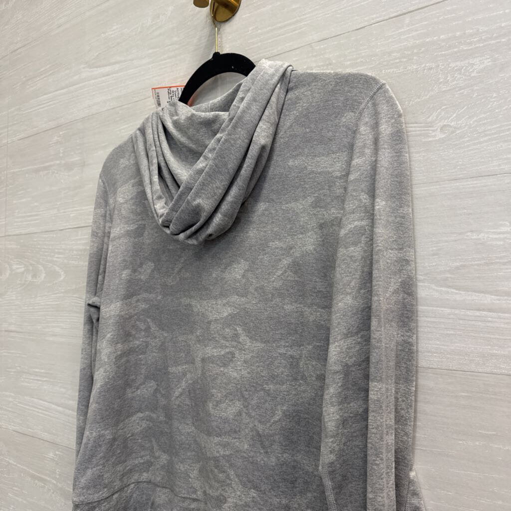 Vuori Soft Grey Camo Print Long Sleeve Hooded Pullover Small
