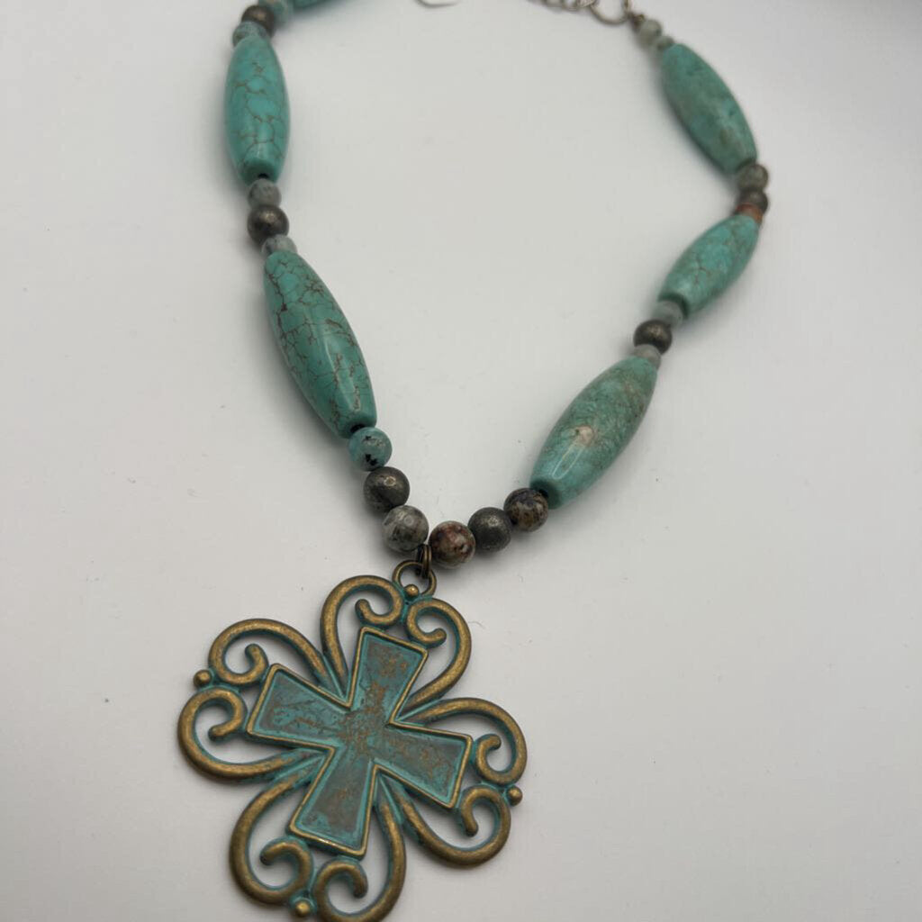 Turquoise Pendant Necklace