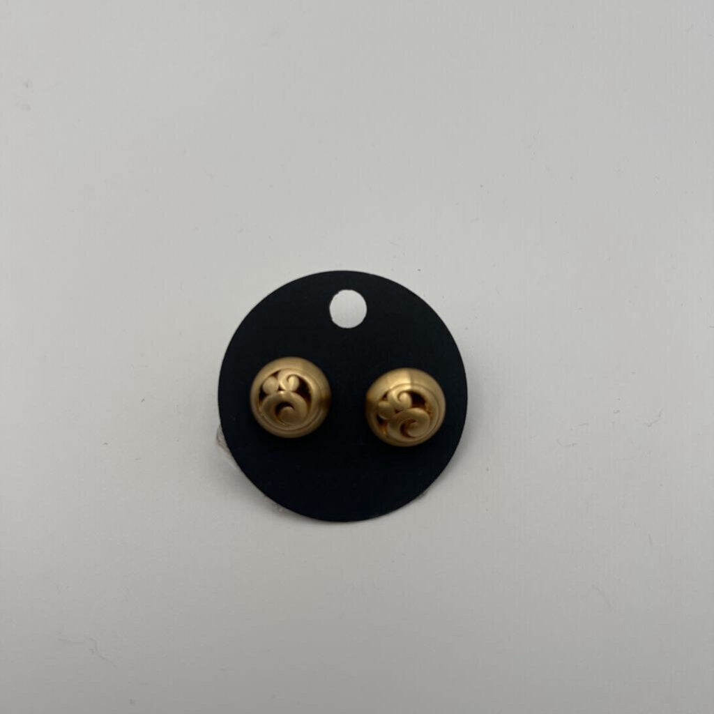 Gold Swirl Stud Earrings