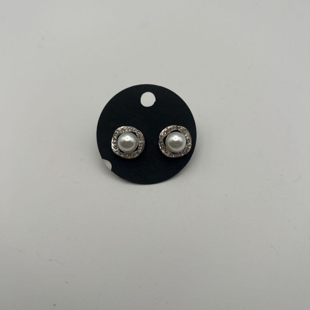 Silver Rhinestone/ Pearl Stud Earrings