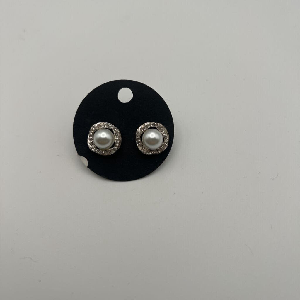 Silver Rhinestone/ Pearl Stud Earrings