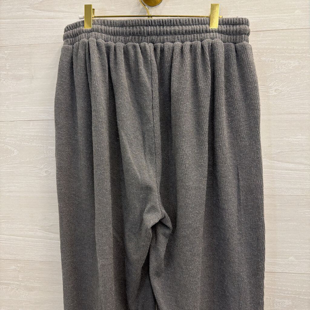 Dear Scarlett Grey Ribbed Knit Long Sleeve Top/ Wide Leg Pants Set Extra Large