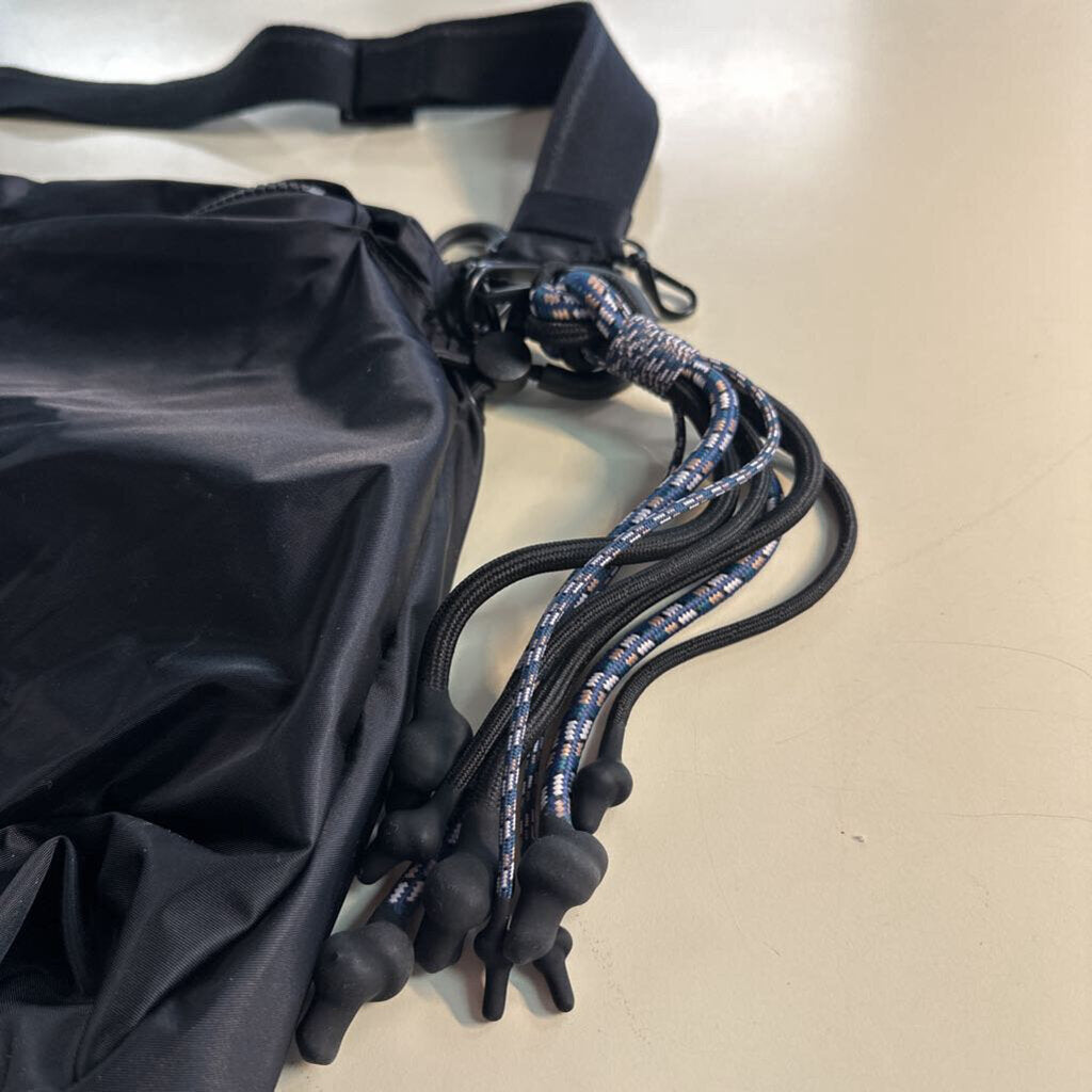Hobo Black Nylon The Big Draw Crossbody Purse