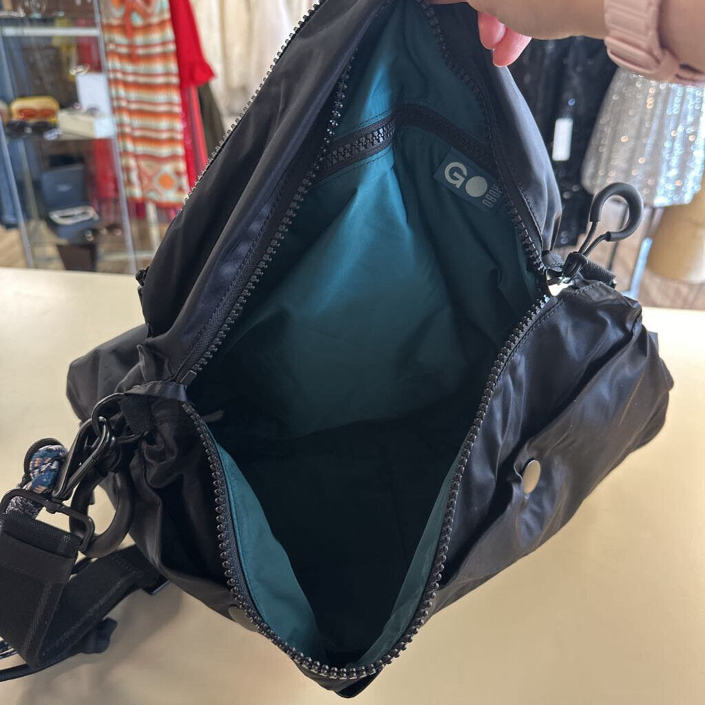 Hobo Black Nylon The Big Draw Crossbody Purse