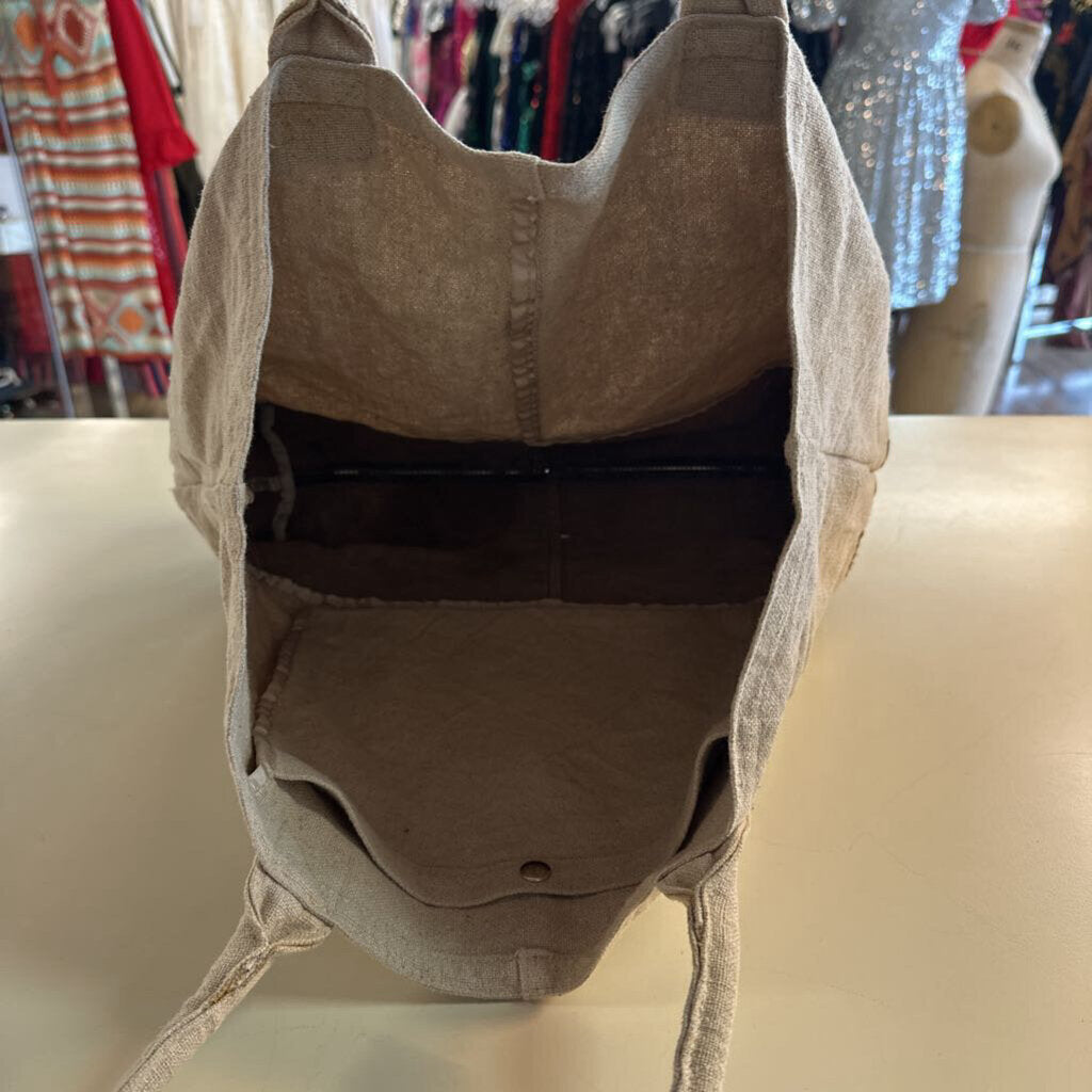 Hobo Beige/ Brown Annapolis Shopper Canvas Tote Purse