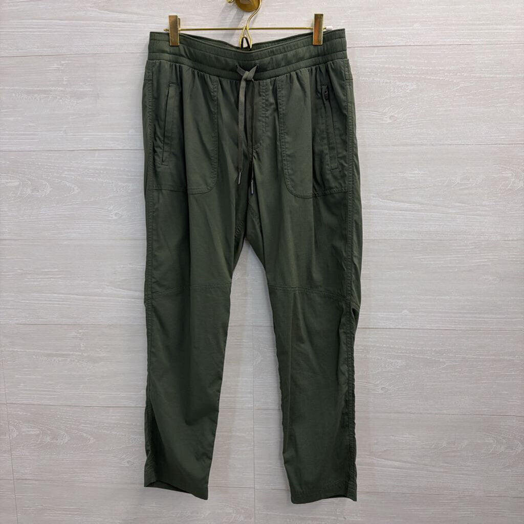 LL Bean Green Pull On Pants Small Petite