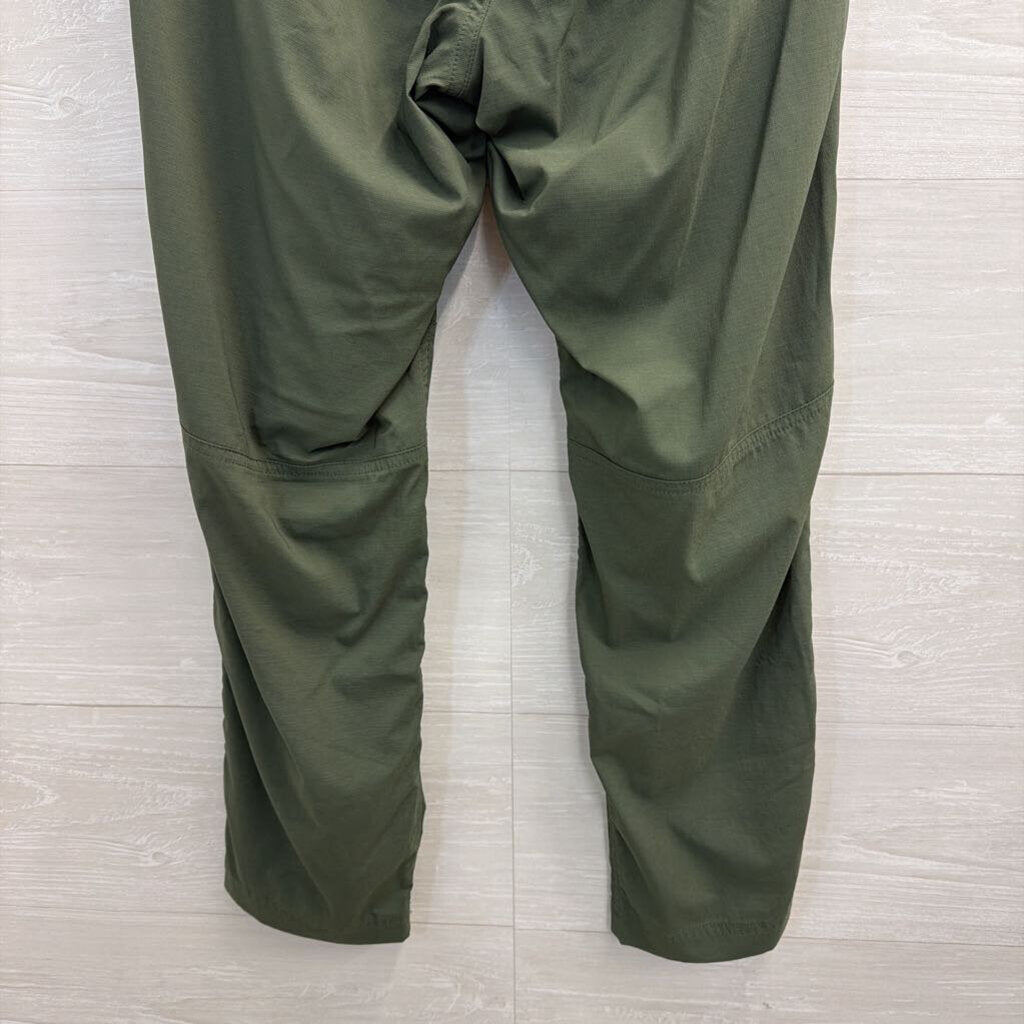 LL Bean Green Pull On Pants Small Petite