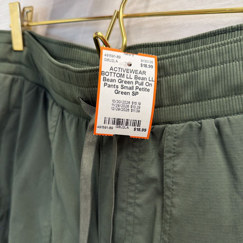 LL Bean Green Pull On Pants Small Petite