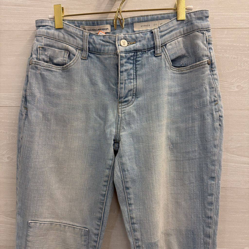 Pilcro Light Wash Hyphen Jeans 26