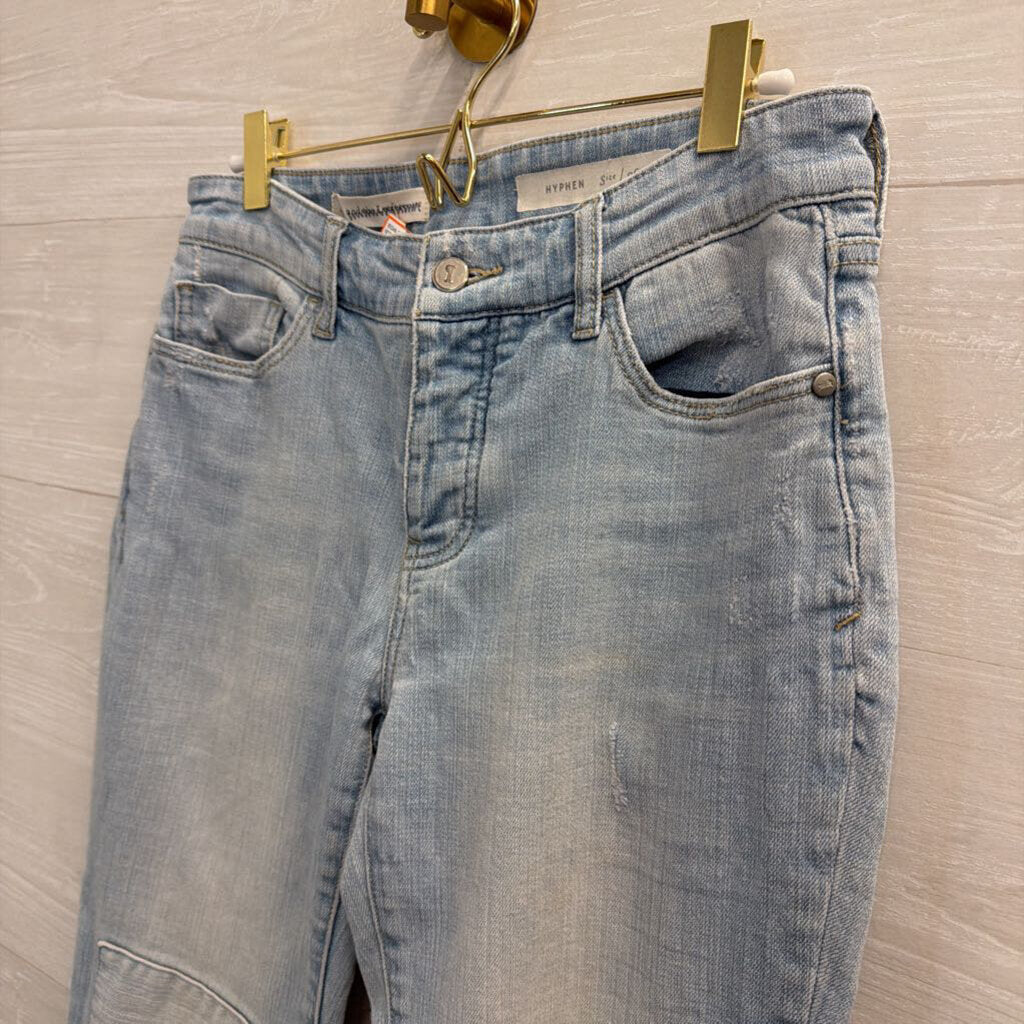 Pilcro Light Wash Hyphen Jeans 26