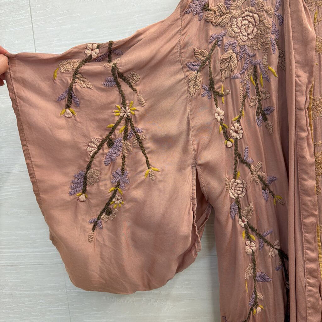 Magnolia Pearl Dusty Rose Floral Embroidered Kimono One Size
