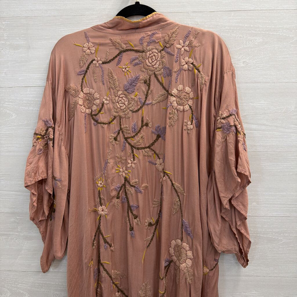 Magnolia Pearl Dusty Rose Floral Embroidered Kimono One Size