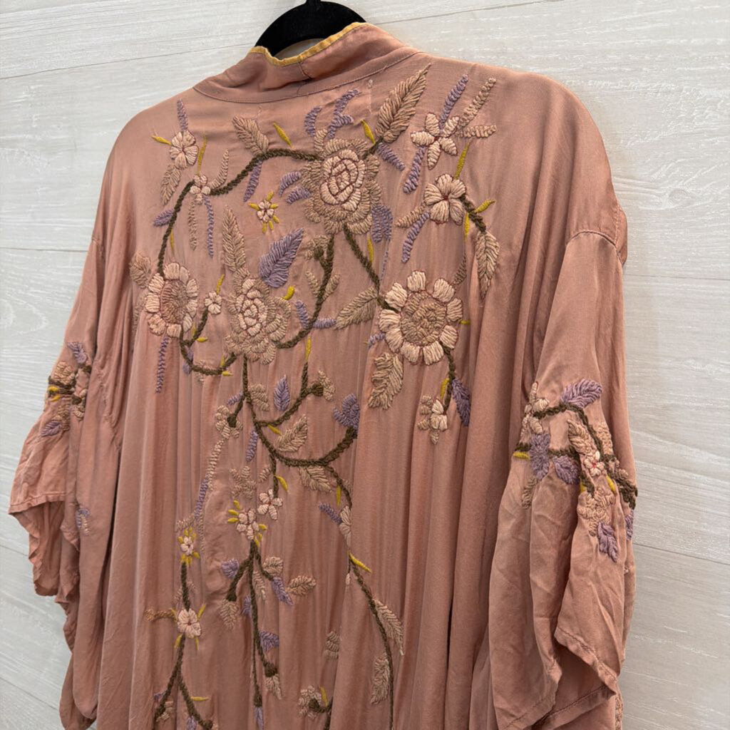 Magnolia Pearl Dusty Rose Floral Embroidered Kimono One Size