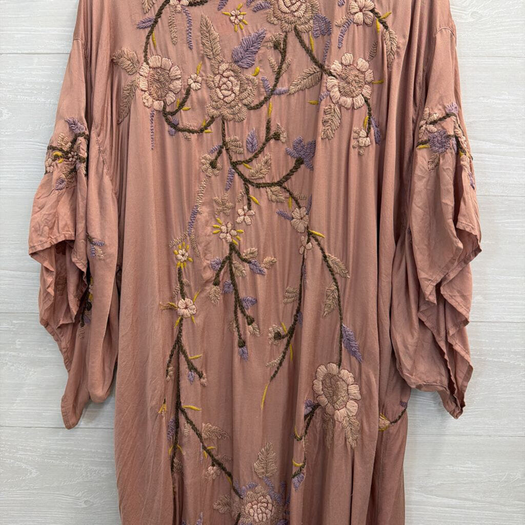 Magnolia Pearl Dusty Rose Floral Embroidered Kimono One Size
