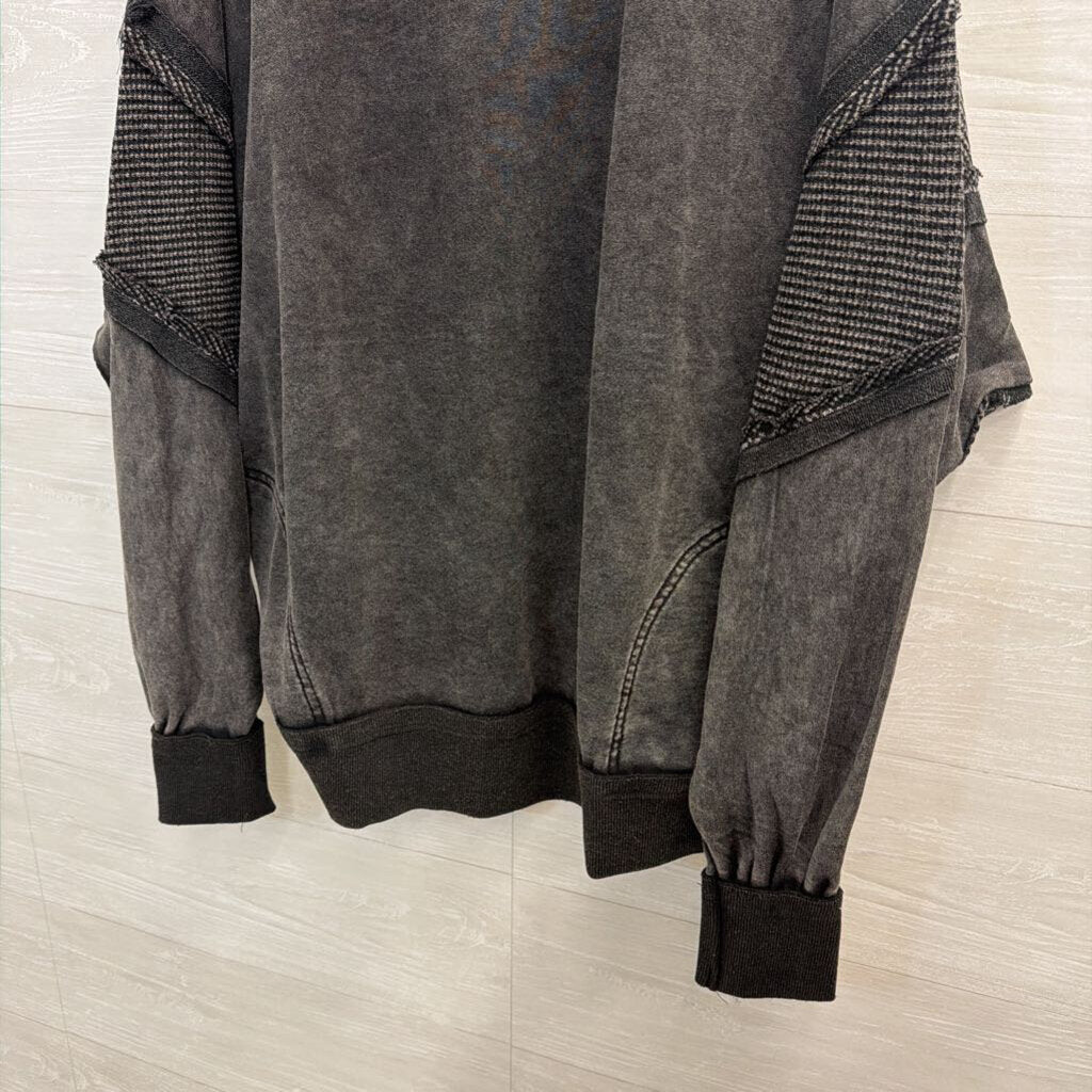Oli and Hali Faded Black Textured Long Sleeve Top Medium