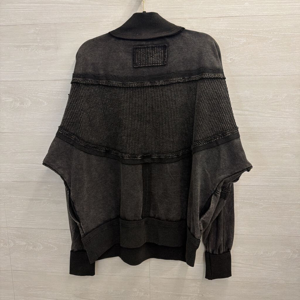 Oli and Hali Faded Black Textured Long Sleeve Top Medium