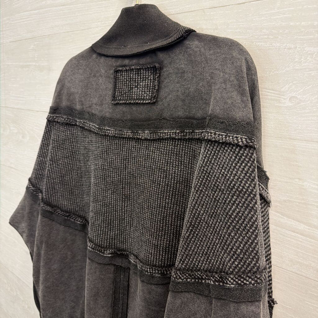 Oli and Hali Faded Black Textured Long Sleeve Top Medium
