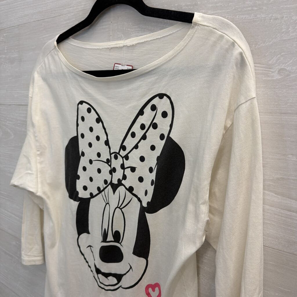 White/ Black Minnie Mouse Slouchy Long Sleeve Graphic Tee Small