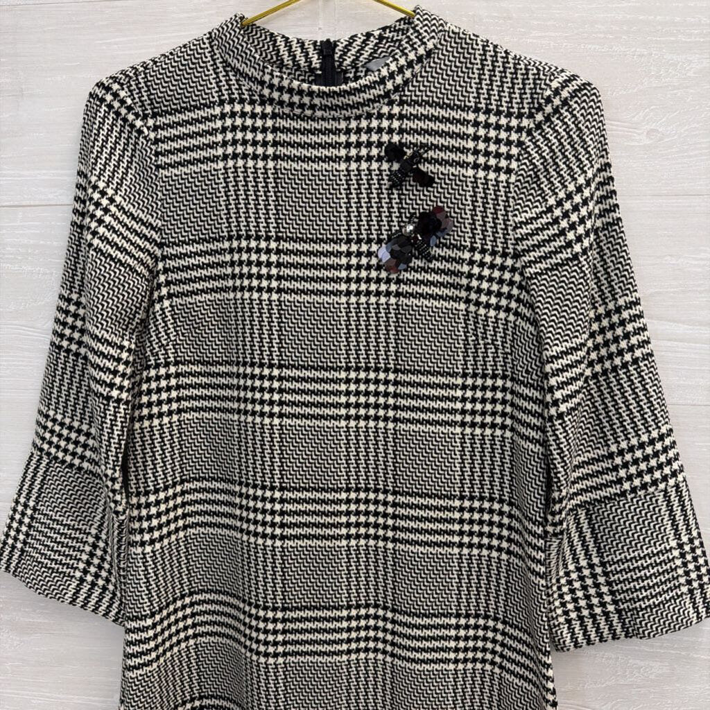 Black/ White Houndstooth Long Sleeve Dress 2