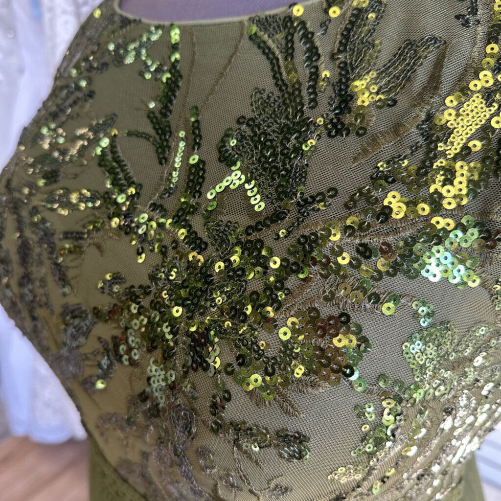 Ever Pretty Green Sequin and Tulle Dress 20