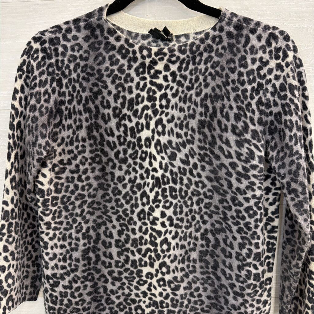 Talbots Grey Cashmere Leopard Print Long Sleeve Top Small