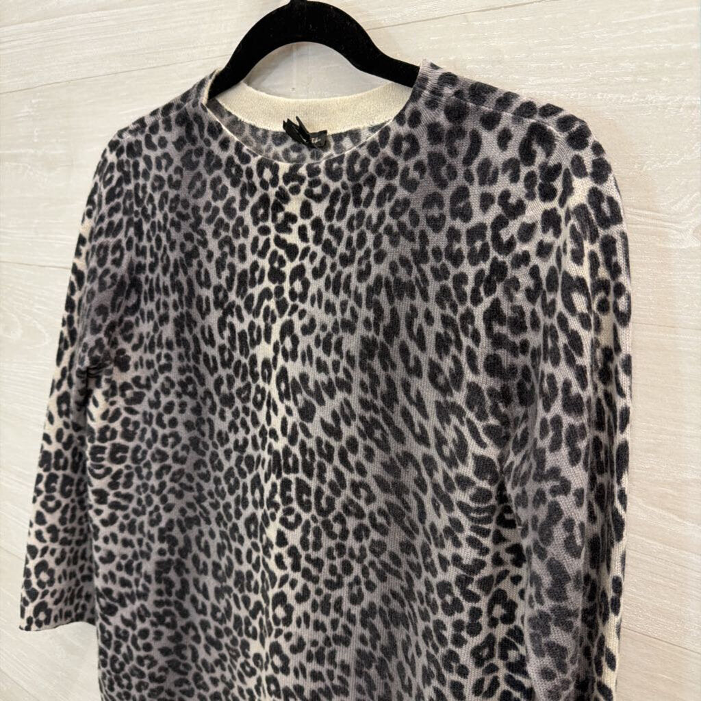 Talbots Grey Cashmere Leopard Print Long Sleeve Top Small