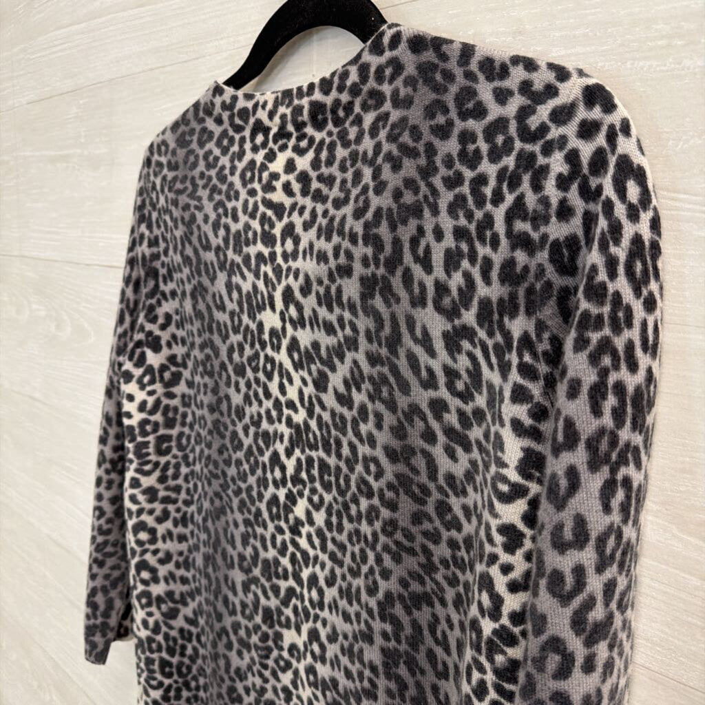 Talbots Grey Cashmere Leopard Print Long Sleeve Top Small