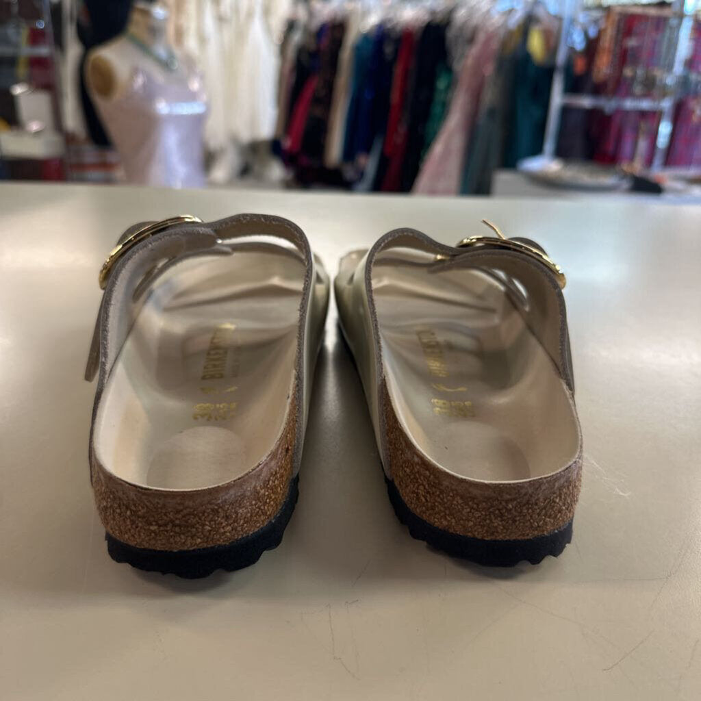 Birkenstock Cream Leather Arizona Big Buckle Sandals 38