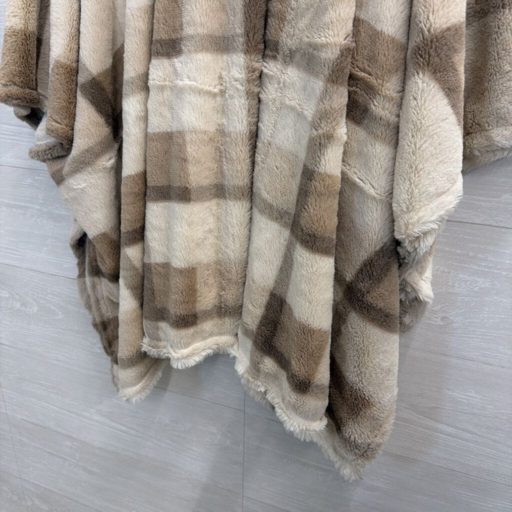 Cream/ Brown Soft Plaid Open Front Sweater Top One Size