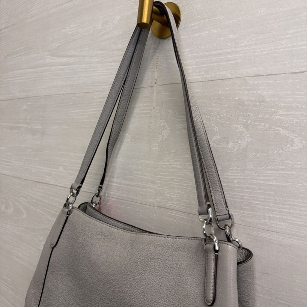 Kate Spade Grey Pebbled Leather Jackson Triple Compartment Shoulder Purse