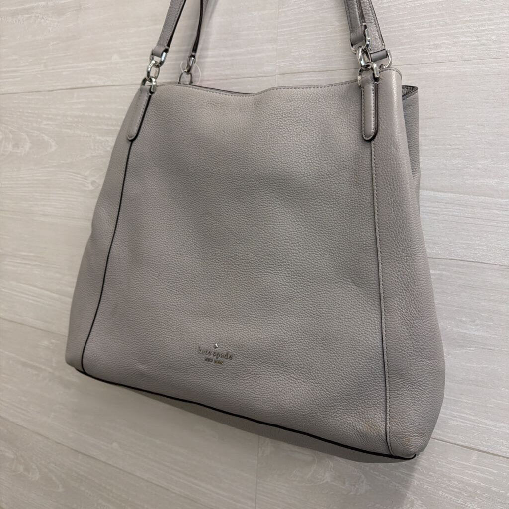 Kate Spade Grey Pebbled Leather Jackson Triple Compartment Shoulder Purse