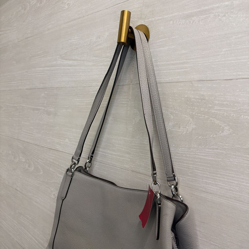 Kate Spade Grey Pebbled Leather Jackson Triple Compartment Shoulder Purse