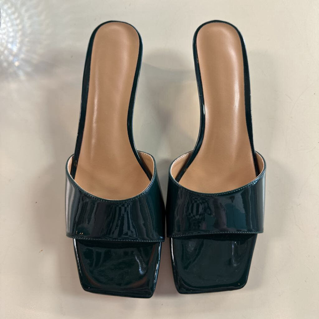 Green Patent Leather Open Toe Kitten Heels 9.5