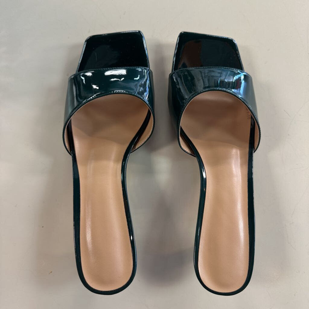 Green Patent Leather Open Toe Kitten Heels 9.5