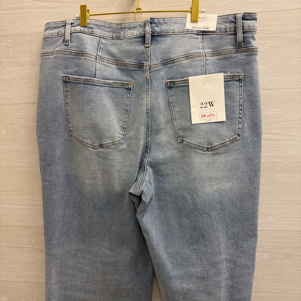 MoCo Light Wash Wide Leg Jeans 22W