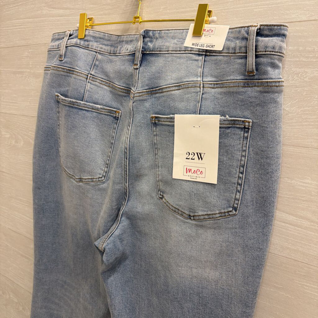 MoCo Light Wash Wide Leg Jeans 22W