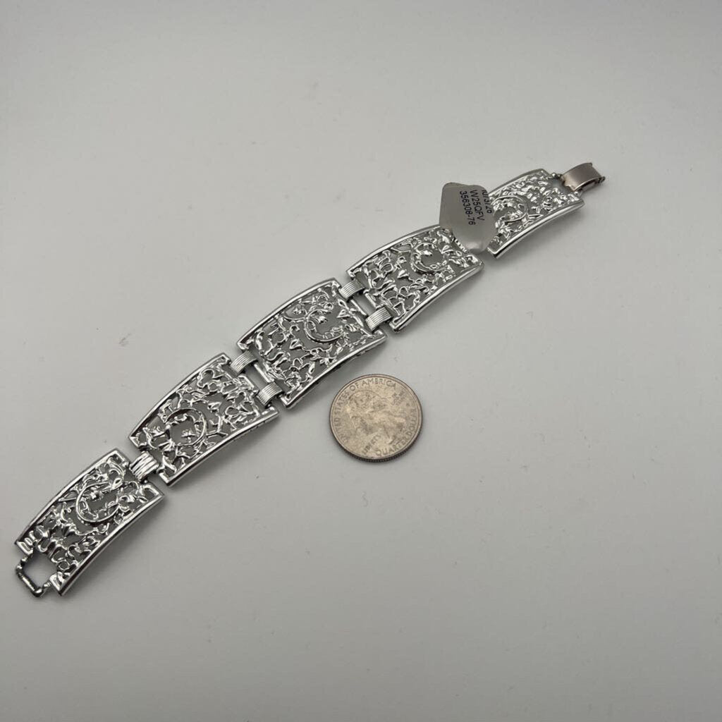Silver Swirl Bracelet