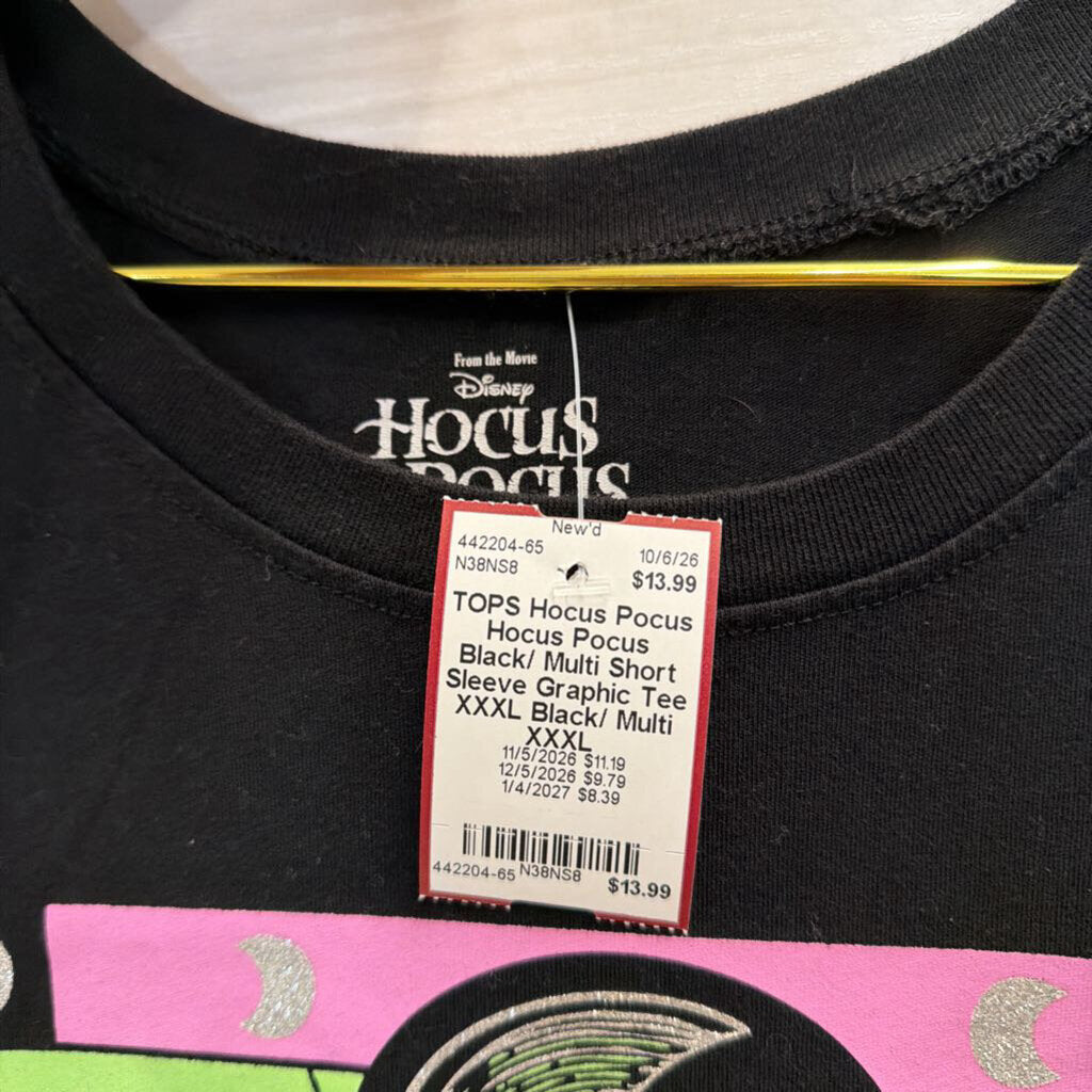 Hocus Pocus Black/ Multi Short Sleeve Graphic Tee XXXL