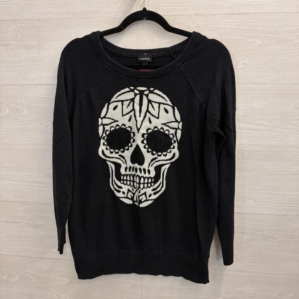 Torrid Black/ White Skeleton Face Sweater 00
