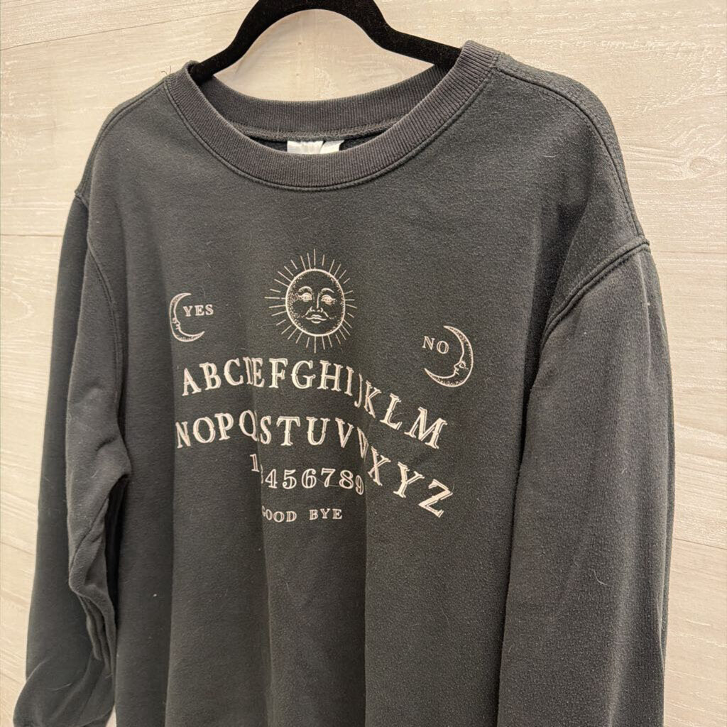Quija Black/ White Graphic Long Sleeve Pullover XXL
