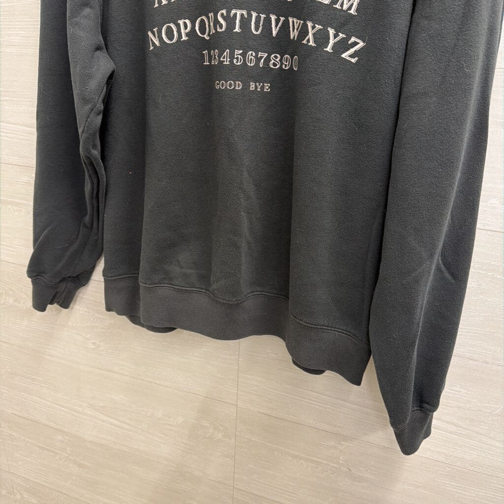 Quija Black/ White Graphic Long Sleeve Pullover XXL