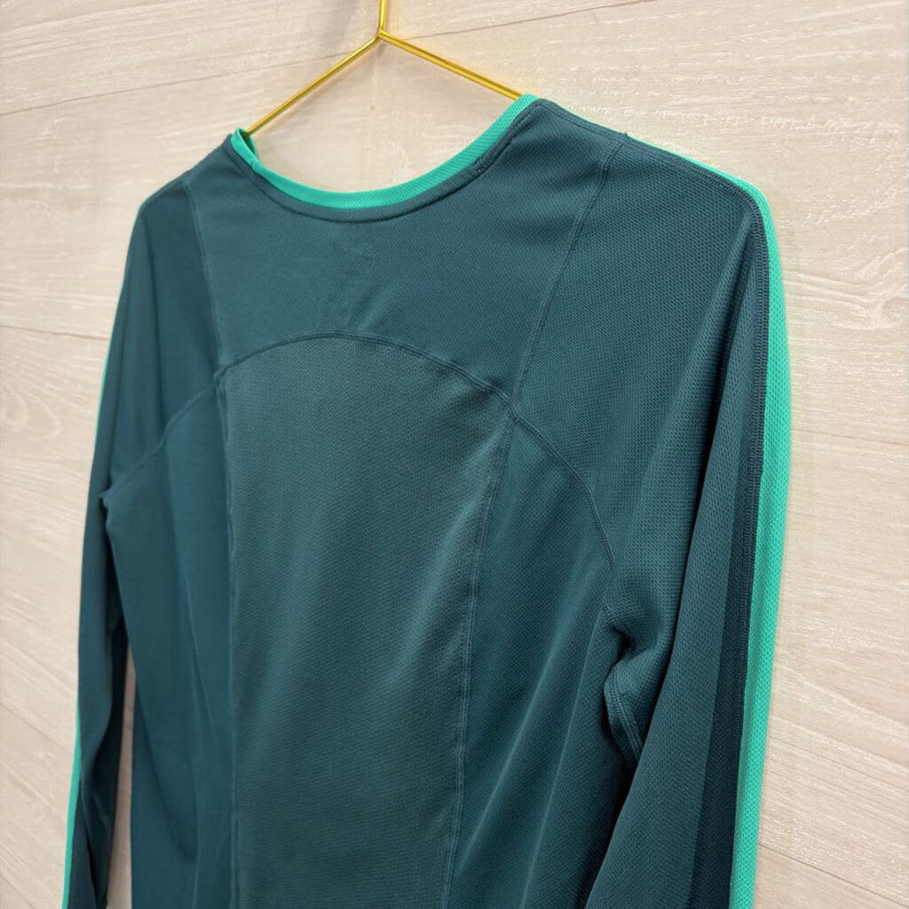 Nike Green Long Sleeve Athletic Top Large