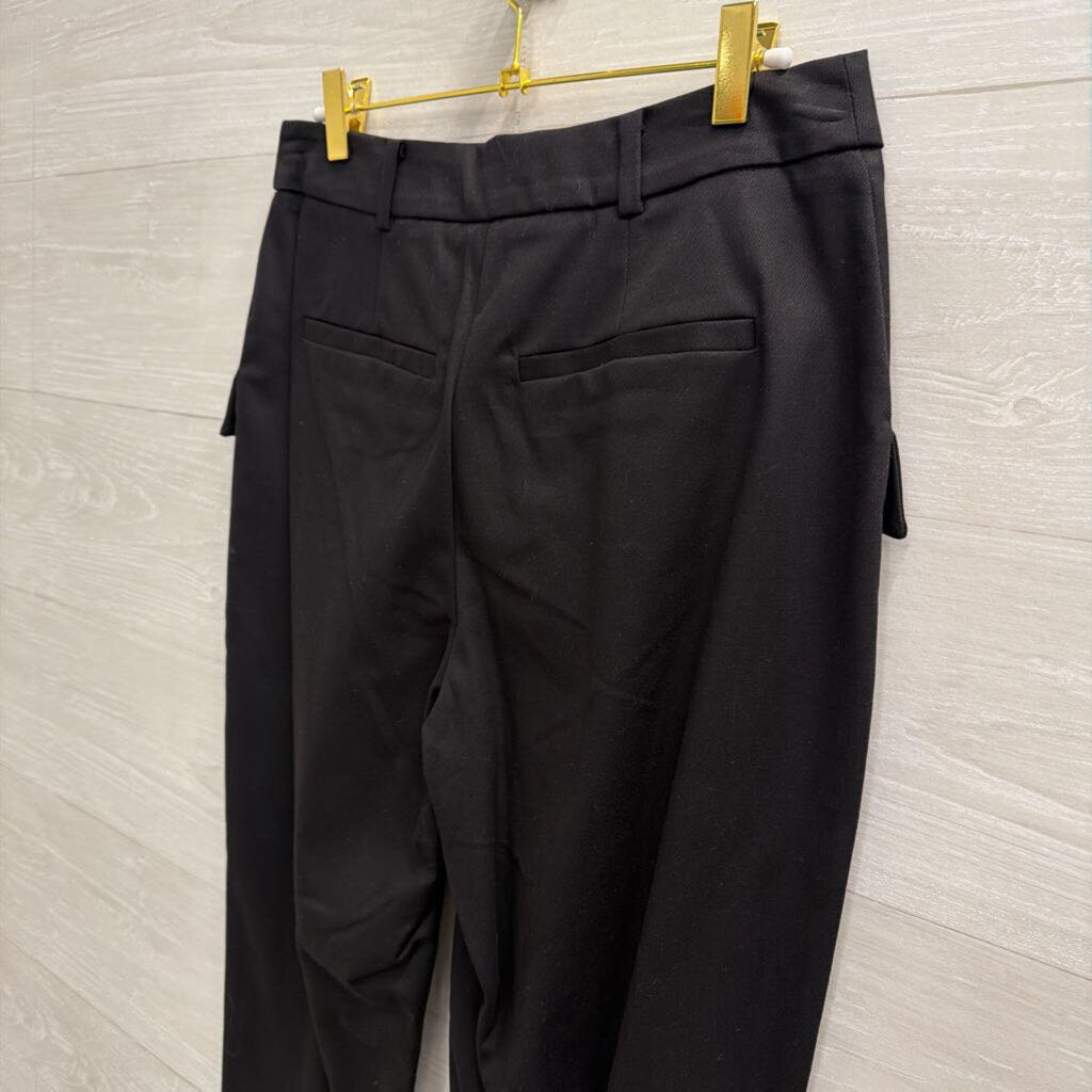 Elizabeth and James Black Straight Leg Pants 28