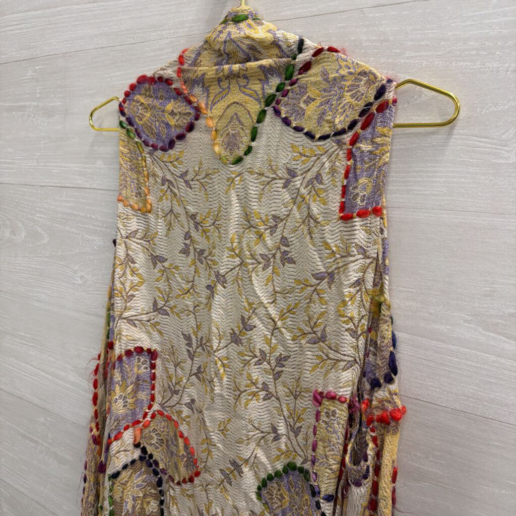 Raj Beige/ Multi Knit Print Sleeveless Open Front Top One Size