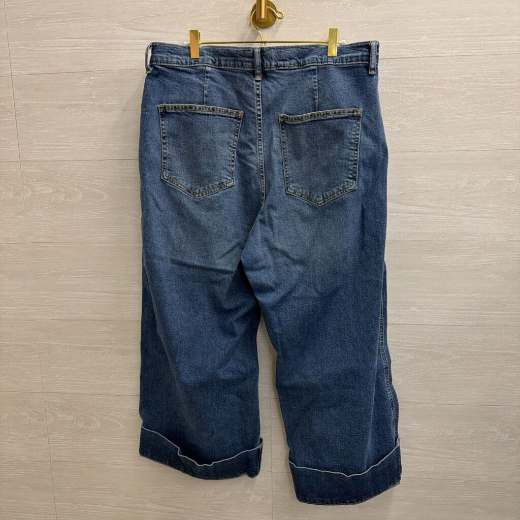 Gap Medium Wash High Rise Wide Leg Crop Jeans 33