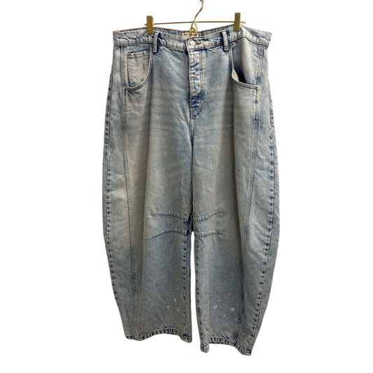 We The Free Light Wash Barrel Jeans 33
