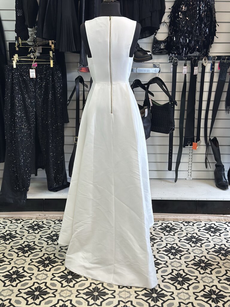 Calvin Klein Ivory V Neck High Low Bridal Gown With Wrap 6