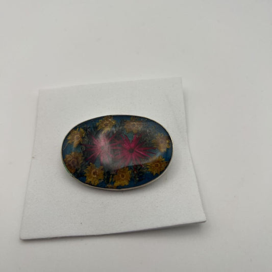 Dried Floral Resin Pin